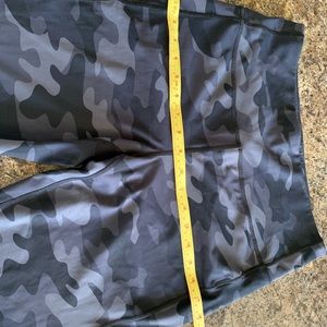 Lole ¾ length tights , excellent condition